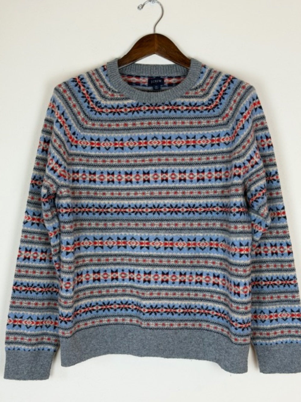 J Crew Fair Isle Print Crew Neck 100% Wool Sweater Men's Large Grey, Red Blue